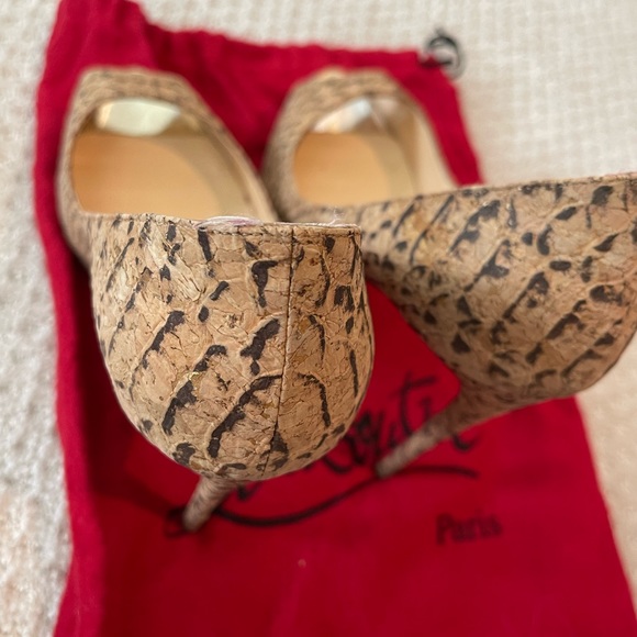 Christian Louboutin Size 35 “New Very Prive” Pumps - Picture 7 of 12
